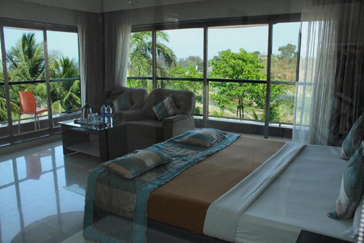 Hotel Princess Park Daman Exterior photo