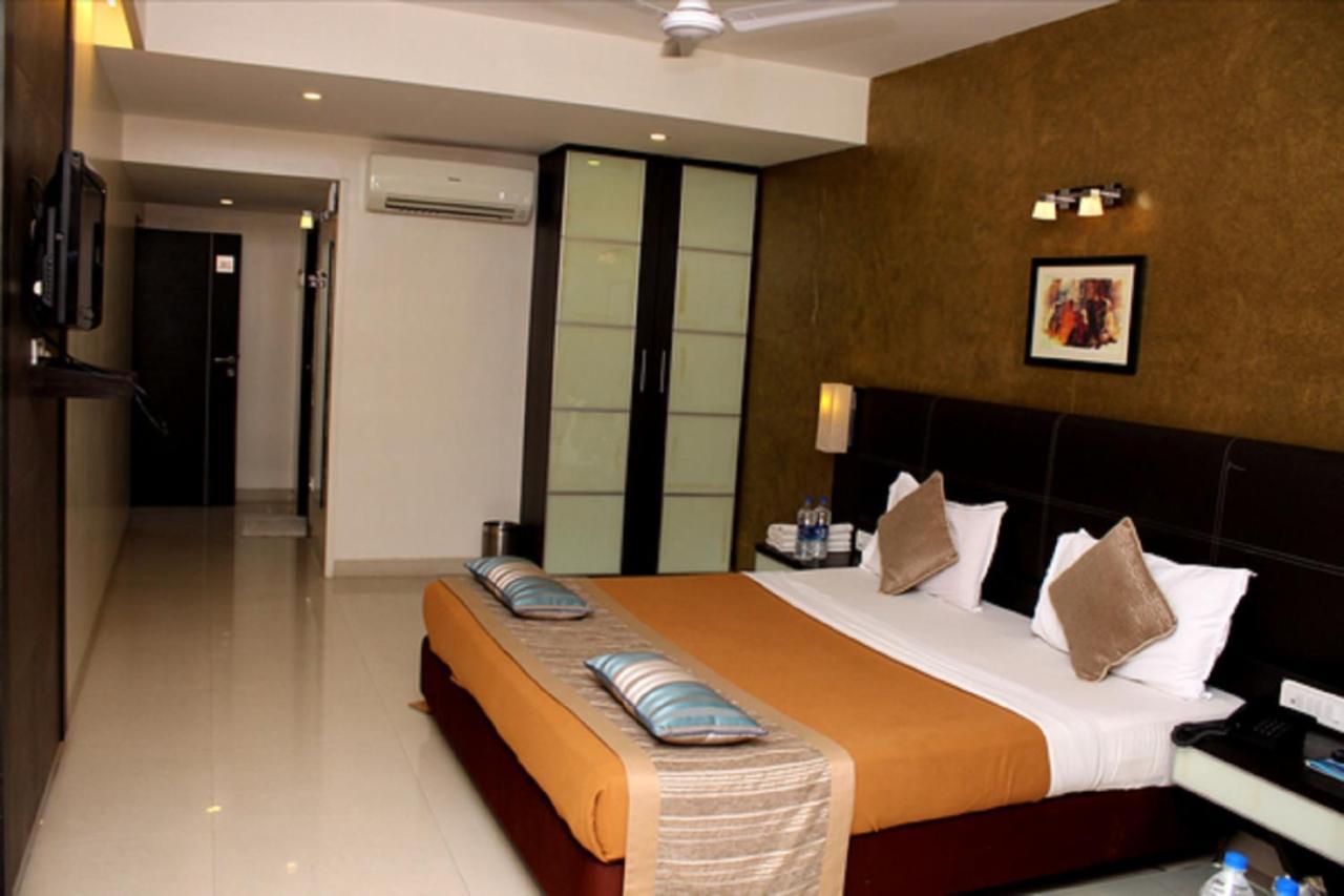 Hotel Princess Park Daman Exterior photo